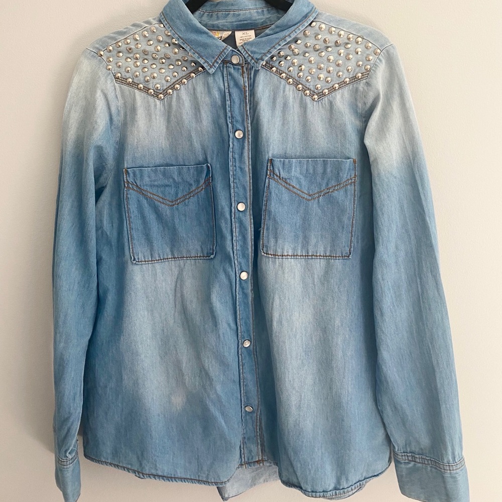 Mudd Denim Studded Shoulder Shirt, Juniors X-Large